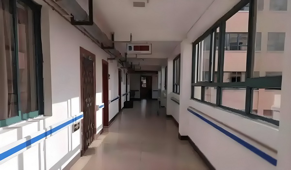 毒皇妃：皇妃爱闯祸